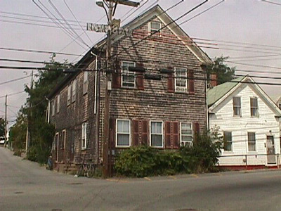 18 Bradford St