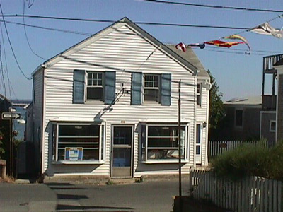 409 Commercial St